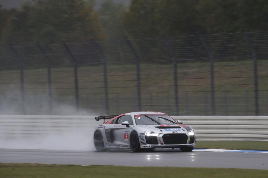  Audi R8 LMS GT4 2017 года  (фото 25 из 37)